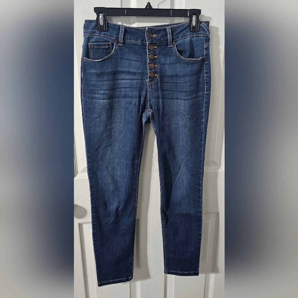 SOUNDSTYLE High Rise Button Down SKINNY Jeans Size 6